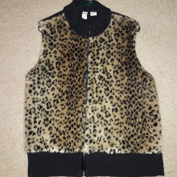 Tiara Jackets & Blazers - 🍁Cheetah Print Vest